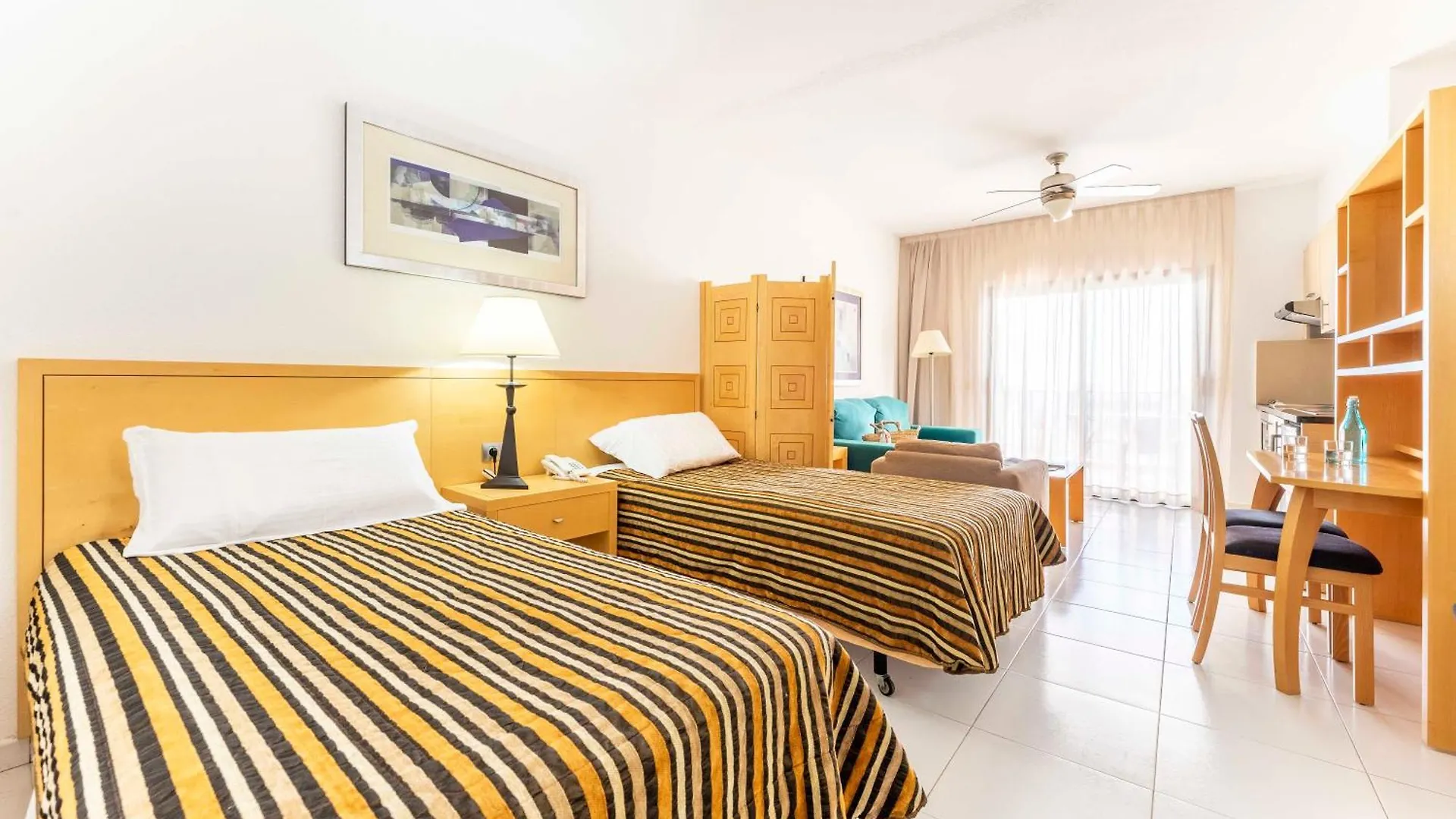 Aparthotel Hollywood Mirage - Excel Hotels & Resorts Los Cristianos