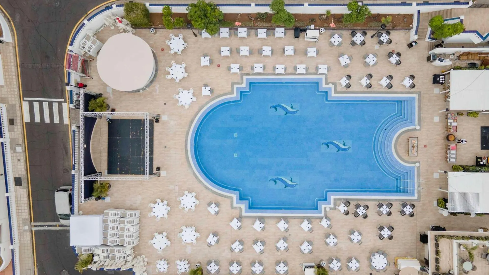 לוס כריסטיאנוס Hollywood Mirage - Excel Hotels & Resorts מלון דירות לוס כריסטיאנוס