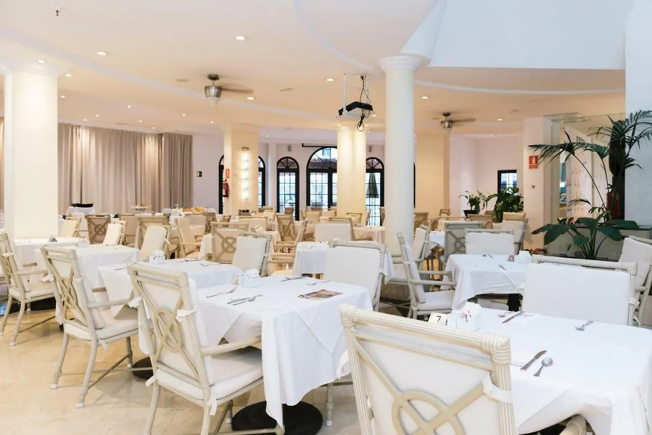 לוס כריסטיאנוס Hollywood Mirage - Excel Hotels & Resorts מלון דירות לוס כריסטיאנוס